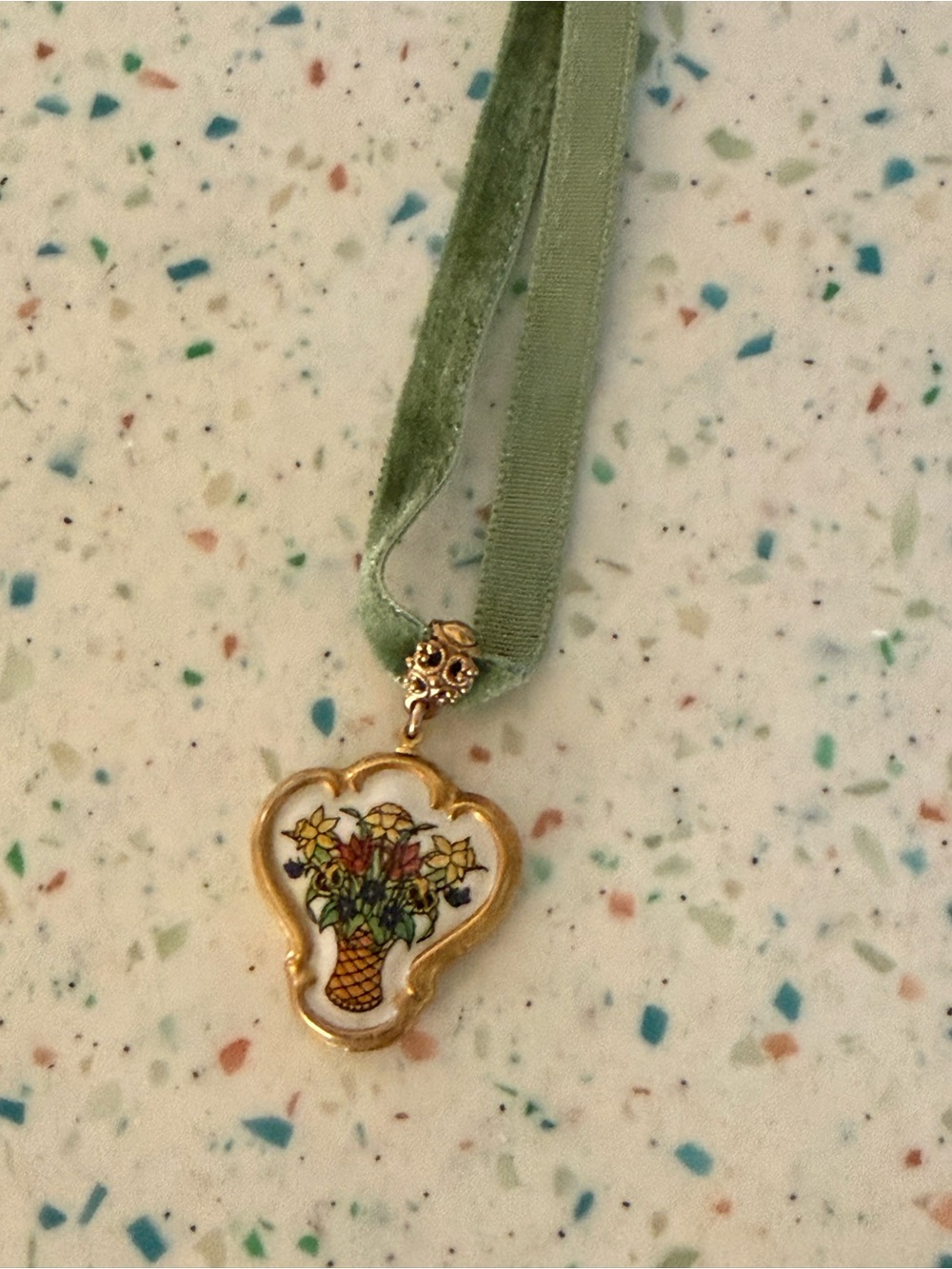 Gold-Trim Heart Pendant Necklace with Green Velvet Ribbon - Floral Basket Design